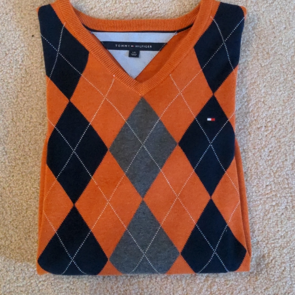 Tommy Hilfiger V-Neck Sweater Large